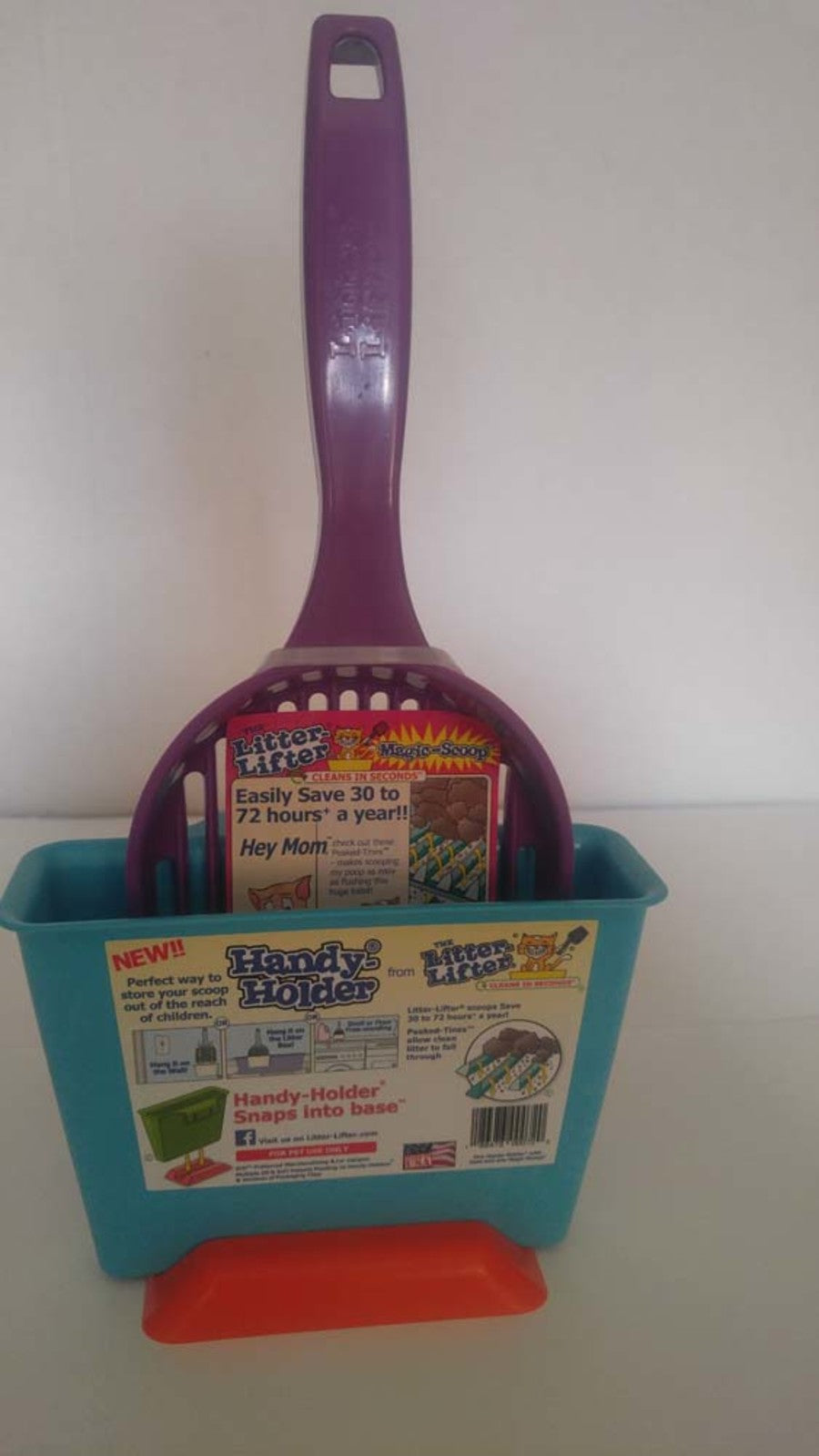 Litter-Lifter Magic Cat Scoop with Handy Holder Combo (Colors Vary)